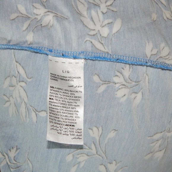 Soma Size L Blue White Floral Tank Top Built in Bra Adjustable Shirt Sleepwear - Picture 8 of 10